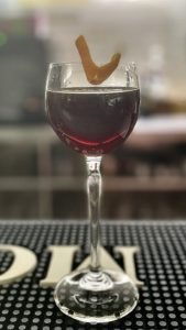 ADONIS. Cocktail