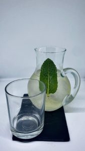 REBUJITO DE LA CASA, COCTEL INSPIRADO EN LAS FERIAS DE ANDALUCIA, EN GLACE LOUNGE BAR, CORDOBA